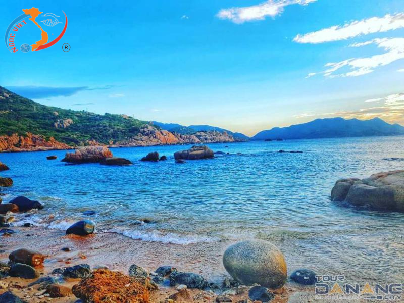 TOUR CAM RANH - ĐẢO BÌNH BA (TÔM HÙM 1 KHÁCH 1 CON)