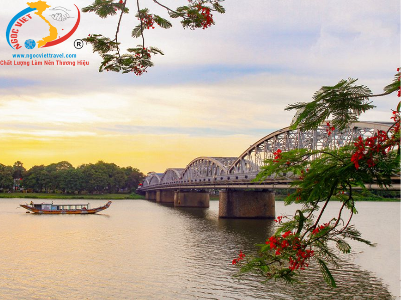 TOUR COMBO-08 ĐÀ NẴNG- SƠN TRÀ – NGŨ HÀNH SƠN – HỘI AN – BÀ NÀ – CÙ LAO CHÀM – KINH THÀNH HUẾ - 5N4Đ - TẾT 2024