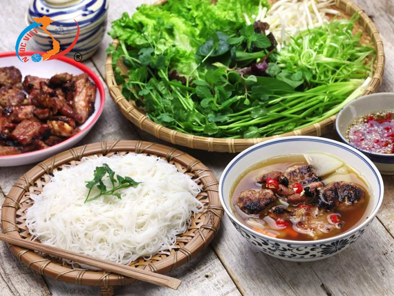 Bún chả Hà Nội: Món ngon được du khách yêu thích