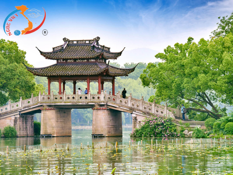 TOUR TRUNG QUỐC - THƯỢNG HẢI - HÀNG CHÂU - TÔ CHÂU - Ô TRẤN – DISNEYLAND