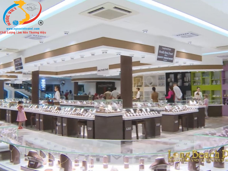 PHAN THIẾT - TRẢI NGHIỆM XE JEEP CHINH PHỤC MŨI NÉ